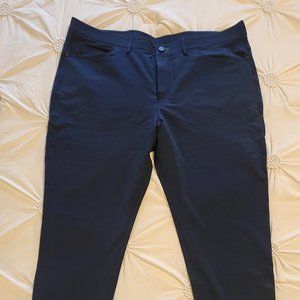Public Rec - Workday Pant - Straight Leg 42/32 - Navy